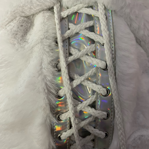 Rave EDC Polarbear Backpack - Picture 4 of 10